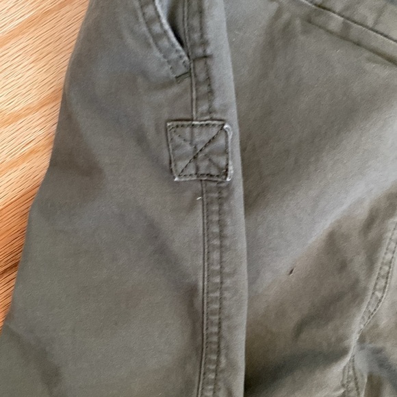 L.L. Bean Womens Shorts Khaki Chino Utility Cargo Cotton Sz 12 Gorpcore hiking - Picture 8 of 12